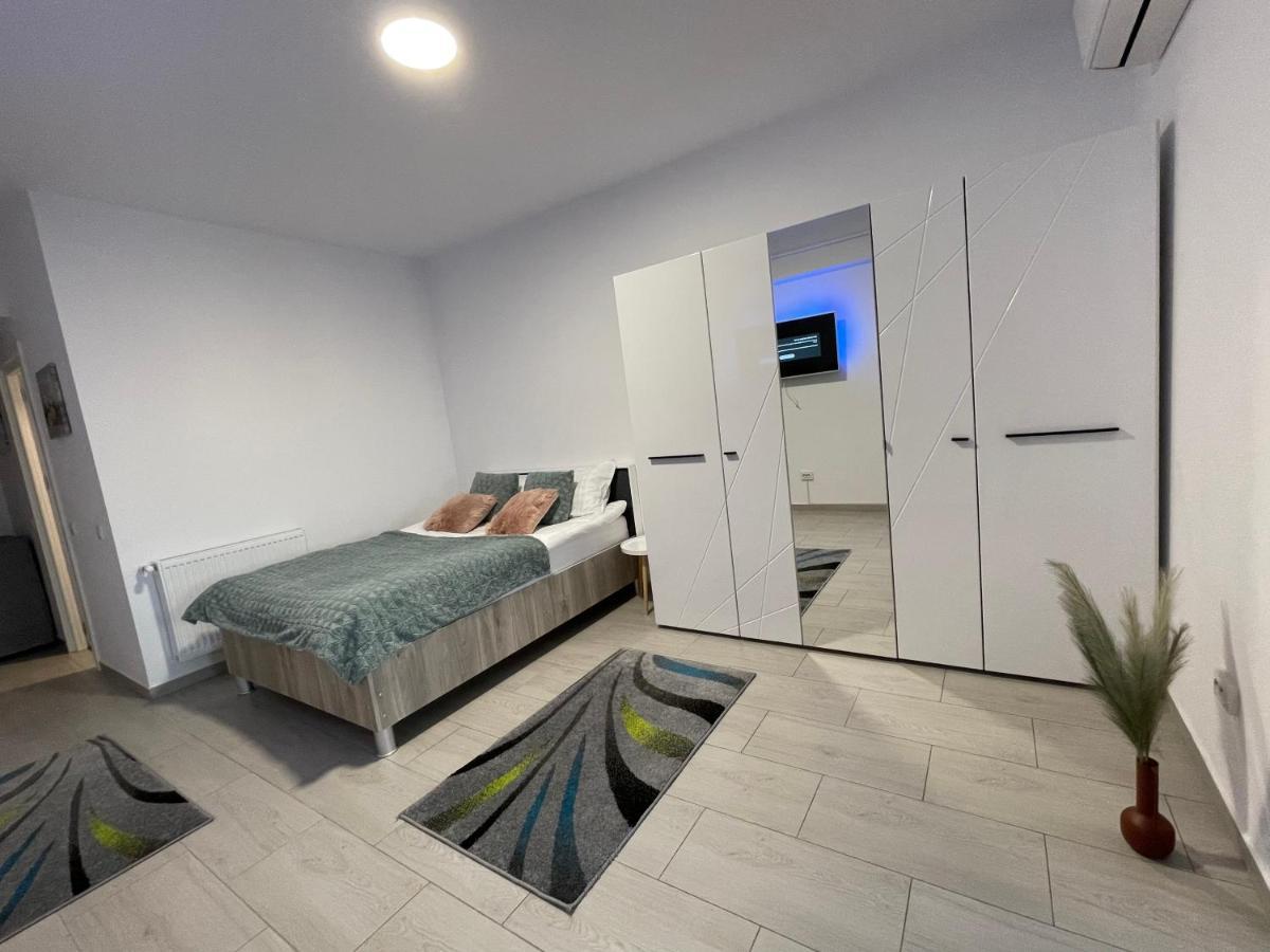 Studio Apartment Palas Mall Iasi Exterior photo